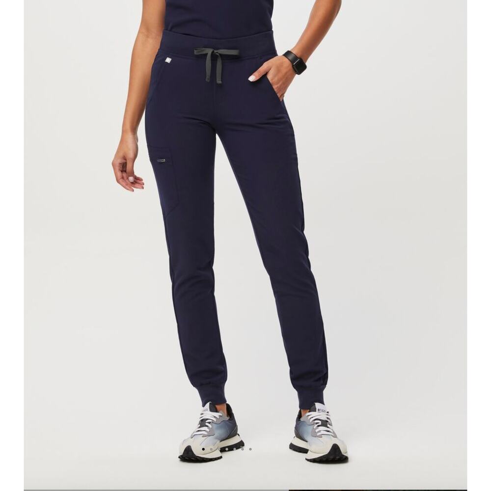 Women's Figs Zamora Jogger Scrub Pants in Navy Blue size M